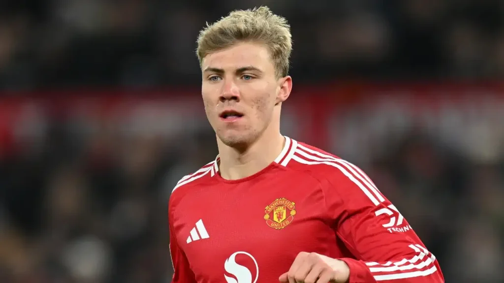 Rasmus Hojlund Nears Loan Move from Man Utd to Napoli