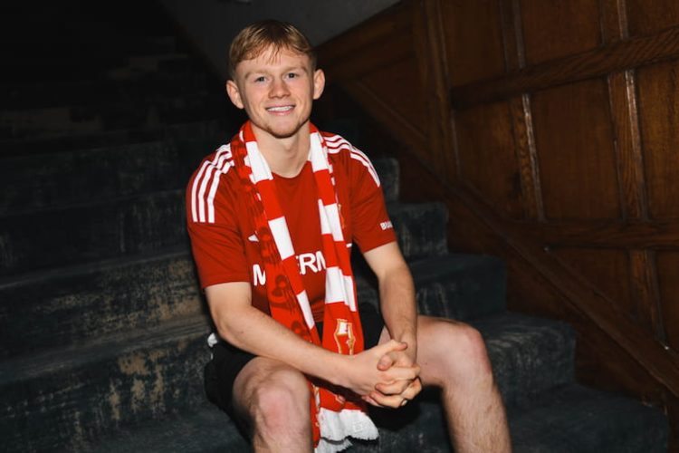 Swindon Add Borland on Loan as Kilkenny Extends Stay