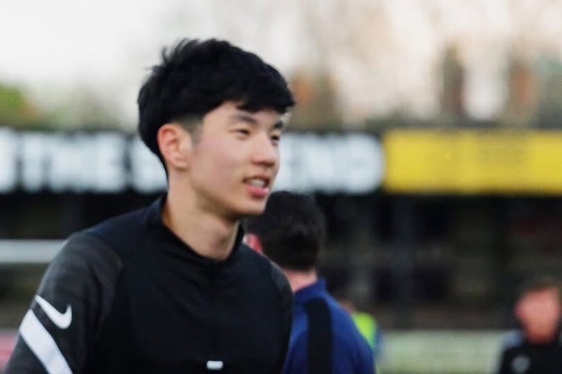 Shrewsbury Add Defender Lee in New Signing