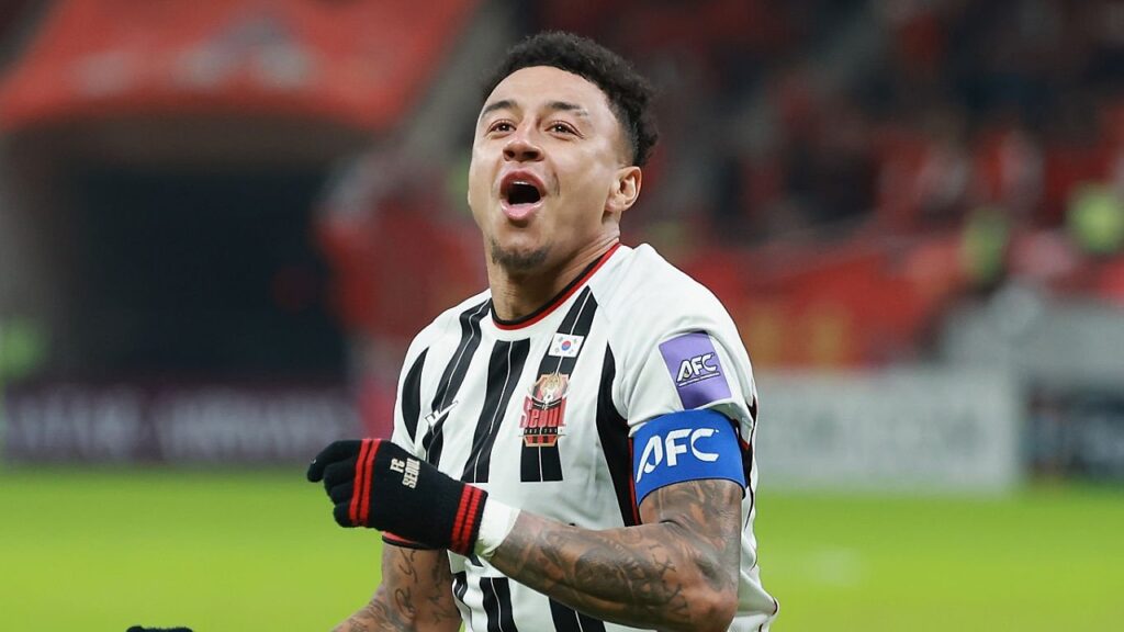 Corinthians Explore Lingard Deal After Talks Begin