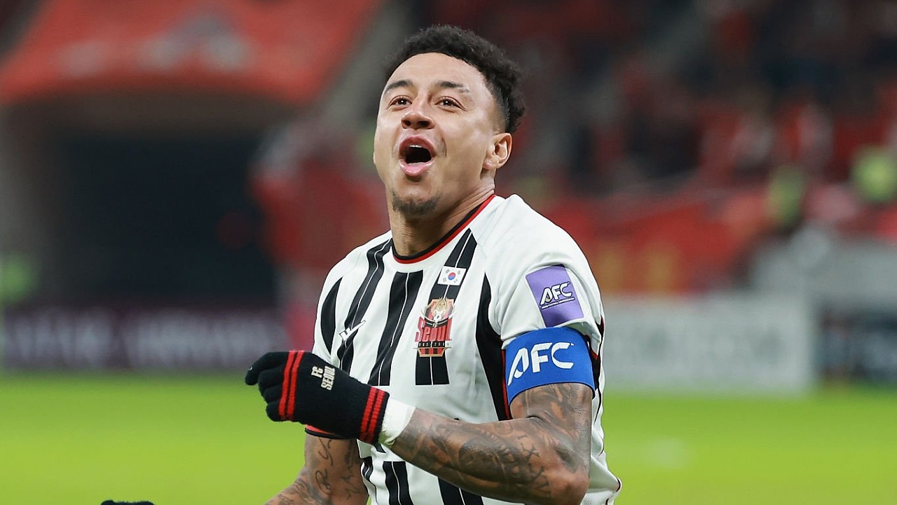 Corinthians Explore Lingard Deal After Talks Begin