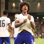 Palace Advance New Deal Talks with Richards