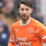 Doncaster Re-Sign Full-Back Husband on New Deal