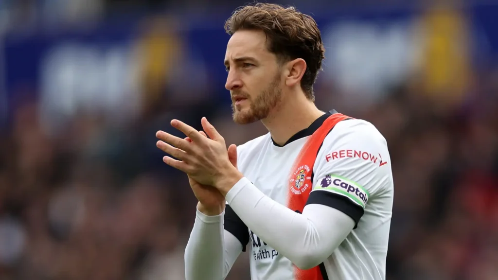 Melbourne Victory Add Wales Defender Lockyer