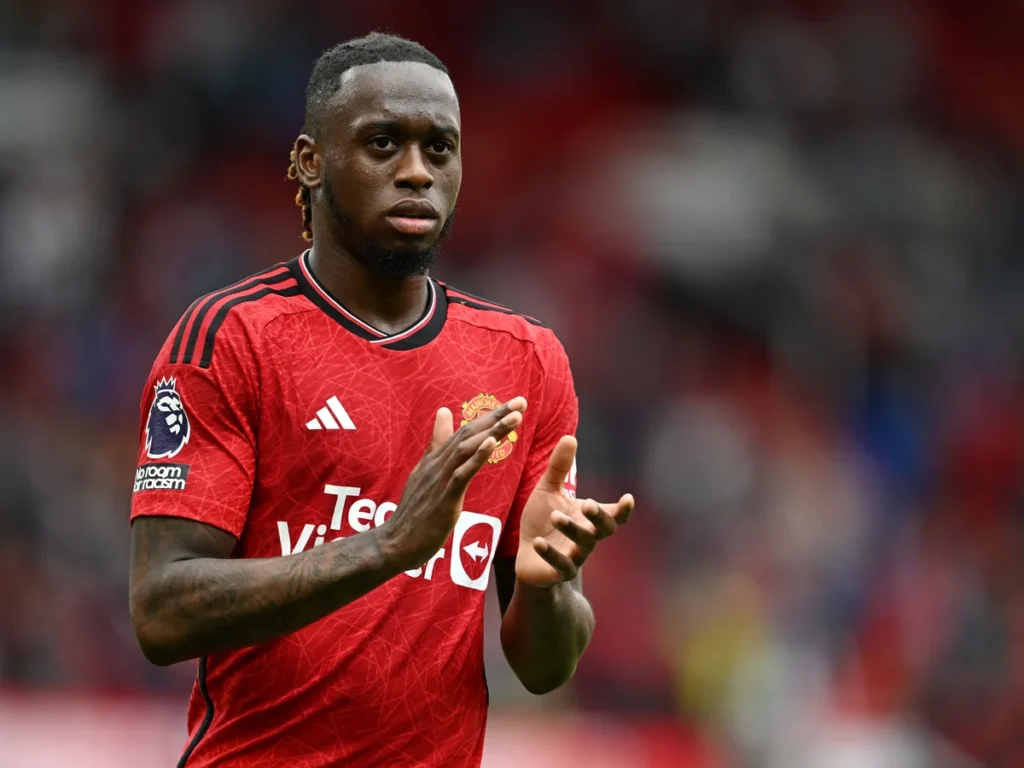 Wan-Bissaka Completes Loan Move to Aston Villa