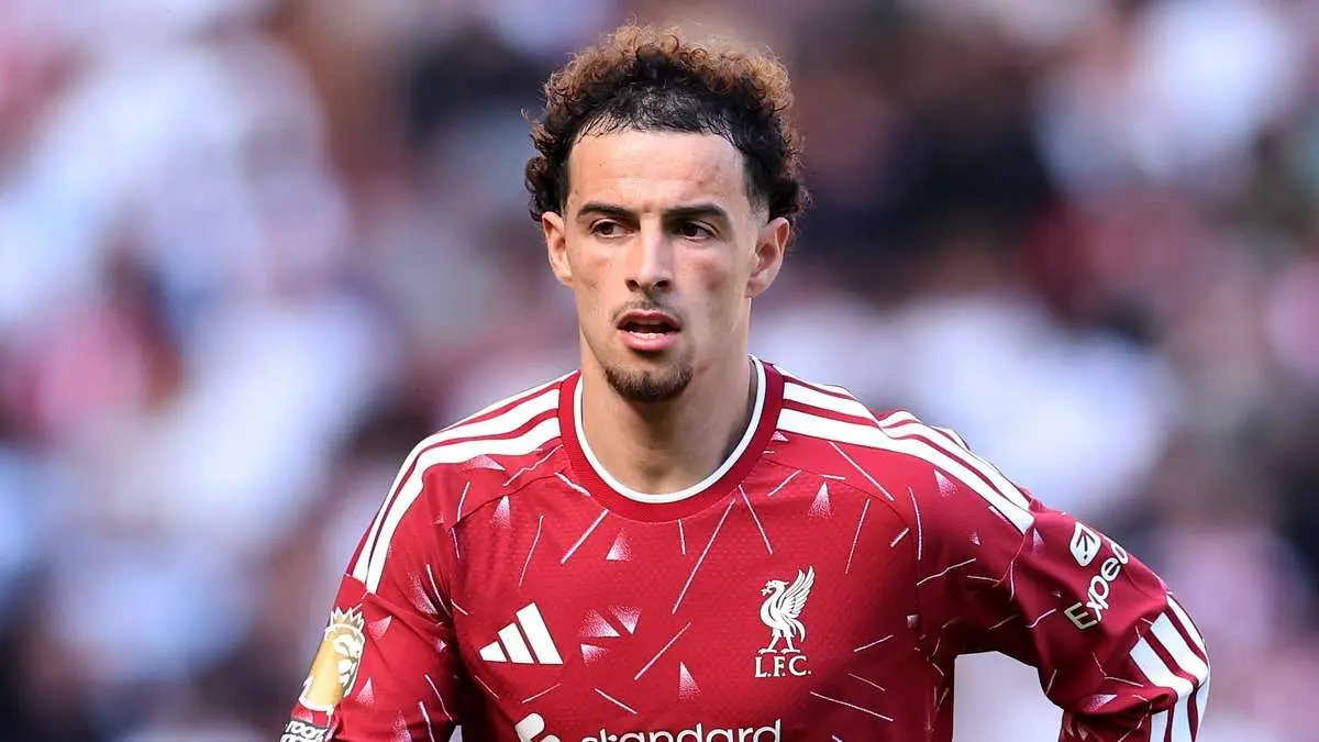 Inter Sign Liverpool Midfielder Jones for £30m